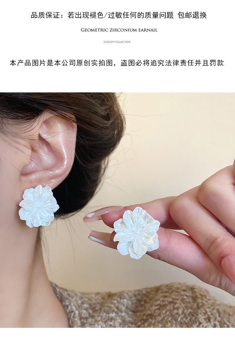 S925 Silver Needle Early Spring Hot Style Cream Camellia Earrings