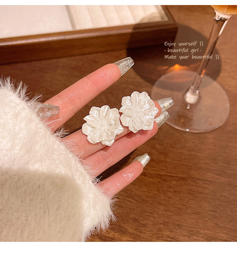 S925 Silver Needle Early Spring Hot Style Cream Camellia Earrings