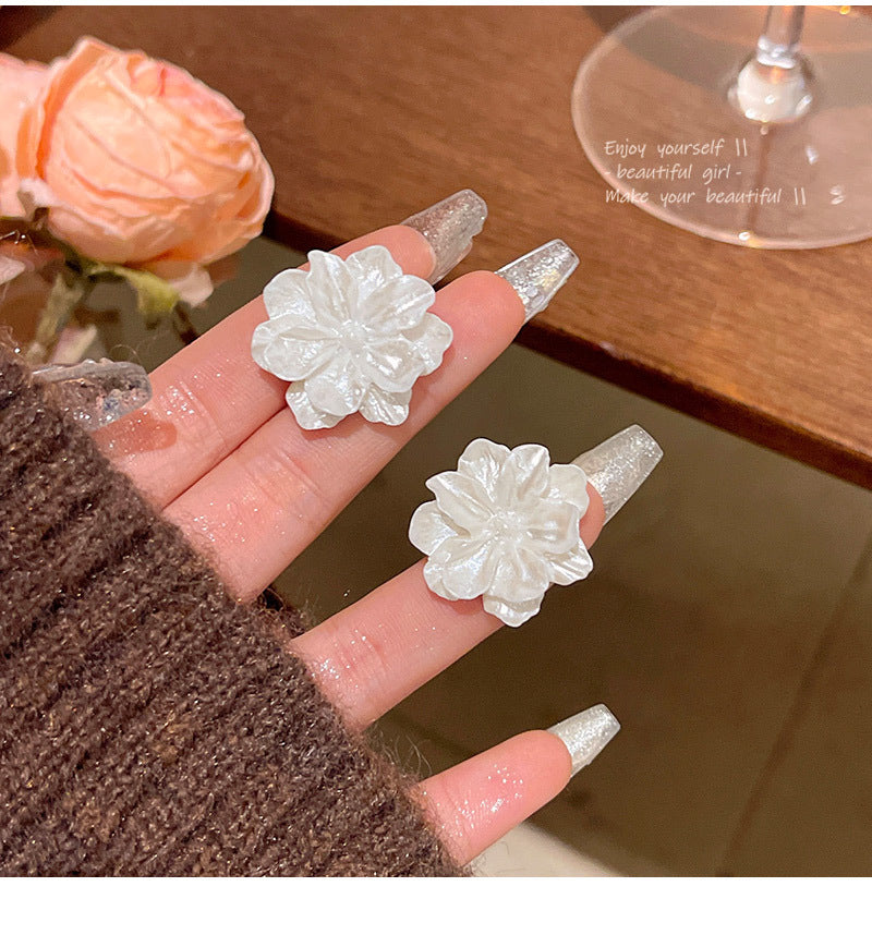 S925 Silver Needle Early Spring Hot Style Cream Camellia Earrings
