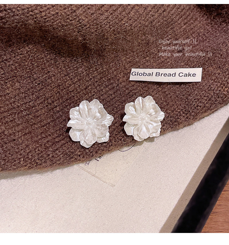 S925 Silver Needle Early Spring Hot Style Cream Camellia Earrings