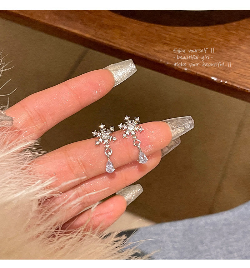 S925 silver needle light luxury niche snowflake zircon earrings