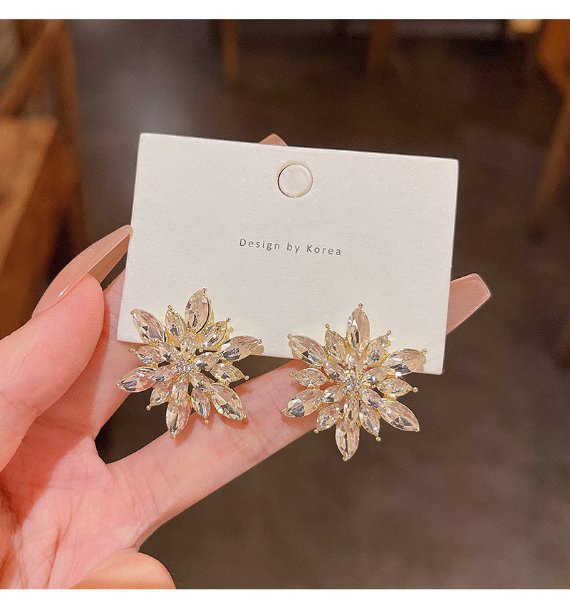 925 silver needle Korean new super flash exquisite full diamond snowflake earrings