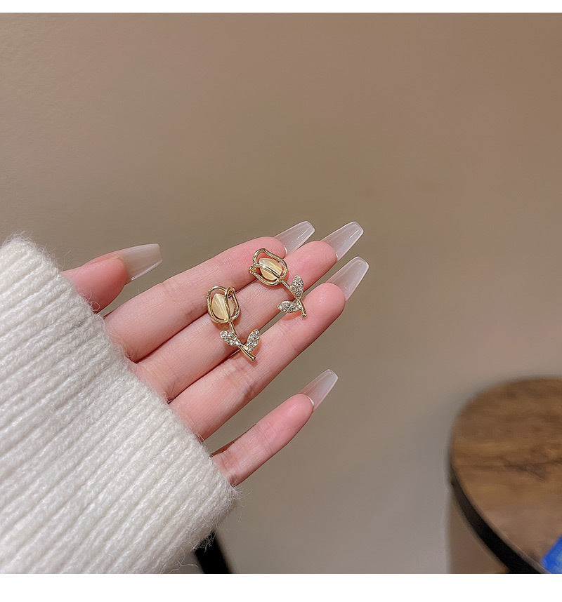 2025 New Cat's Eye Rose Earrings