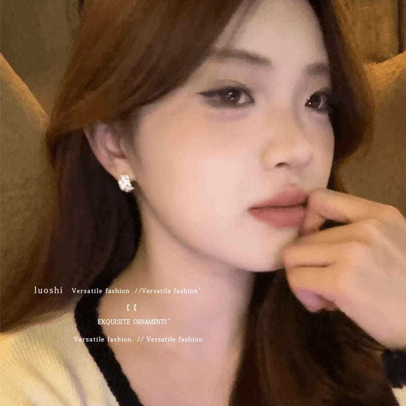 Light luxury niche high-end full diamond C-shaped earrings