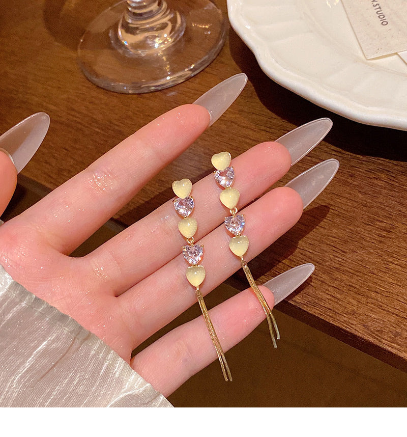 Niche high-end long tassel zircon cat's eye heart-shaped earrings
