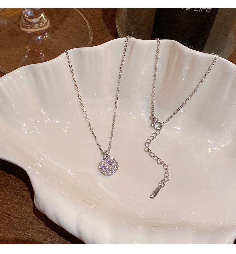 High-end sparkling zircon pendant necklace