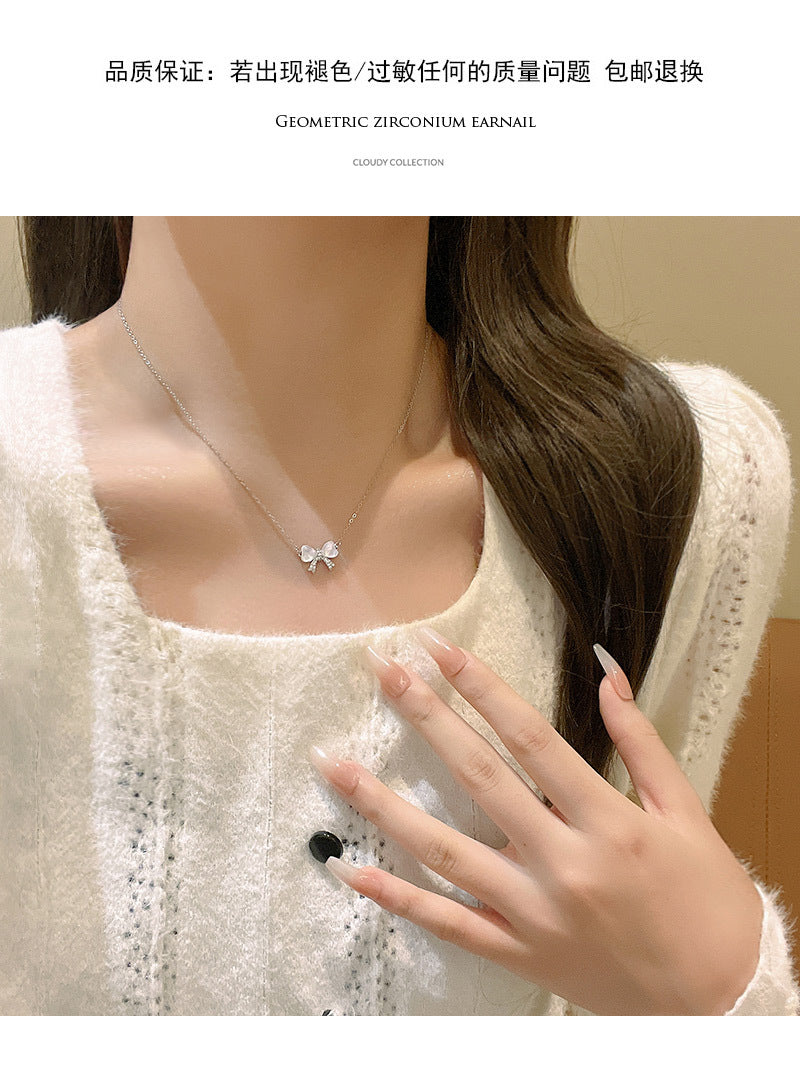 Light luxury niche cat's eye bow necklace