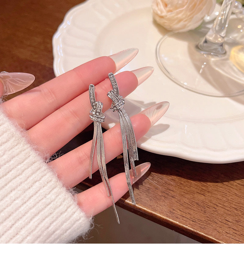 Long tassel earrings for women, the same style as internet celebrities, with sparkling knots and diamonds