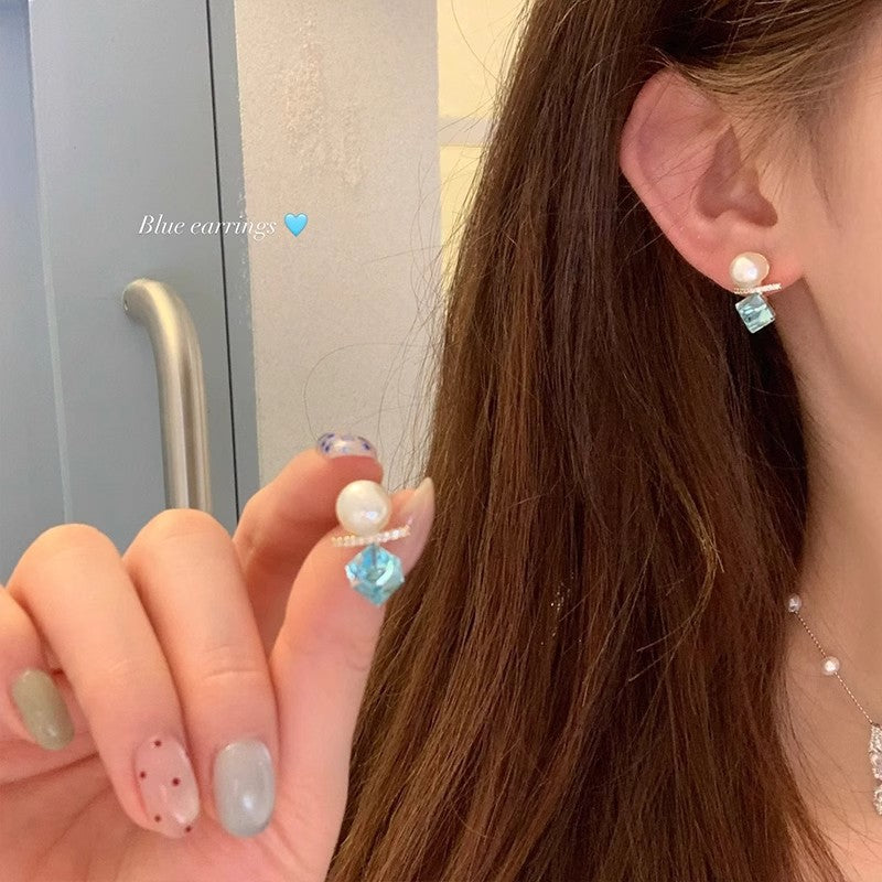 Sweet and elegant blue crystal small sugar cube earrings