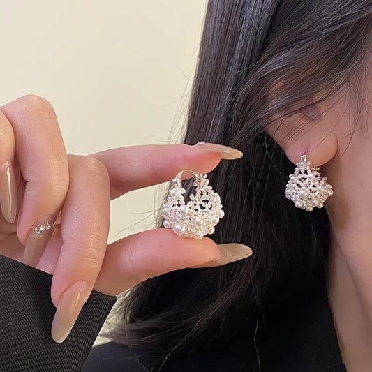 Sweet and elegant hollow lace flower earrings