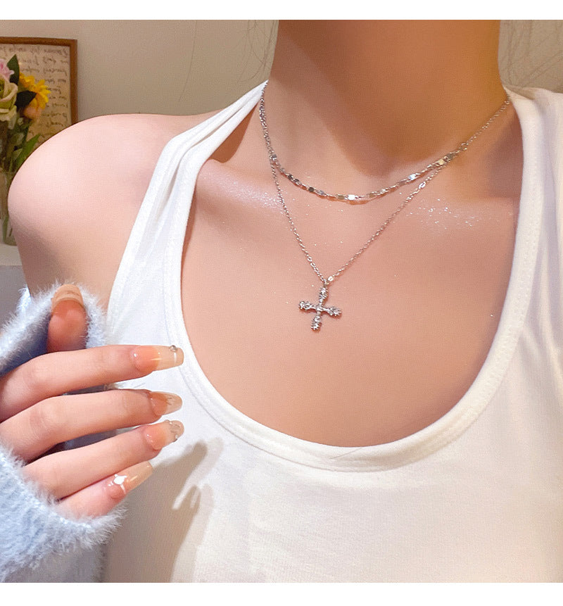 Light luxury niche super flash zircon cross necklace