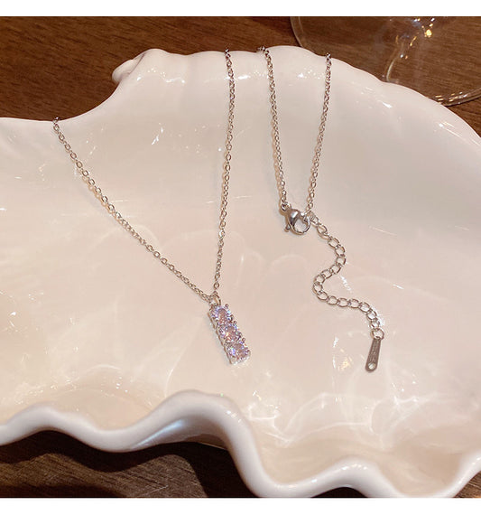Light luxury niche simple flashing zircon pendant necklace