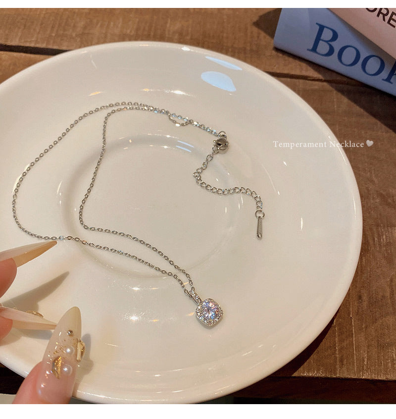 Hot style super flash zircon necklace women light luxury niche versatile temperament simple necklace