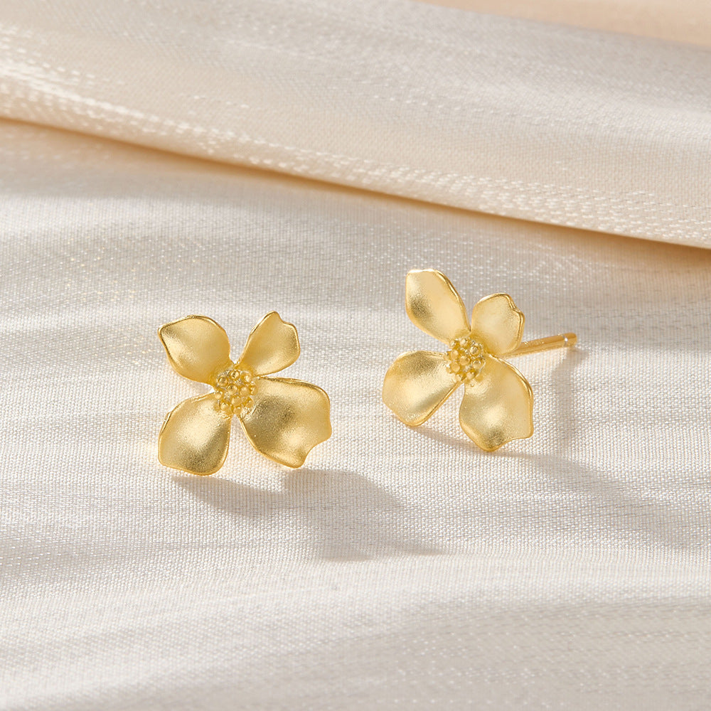 Matte Gardenia Earrings - 925 Silver Floral Petal Light Luxury Studs