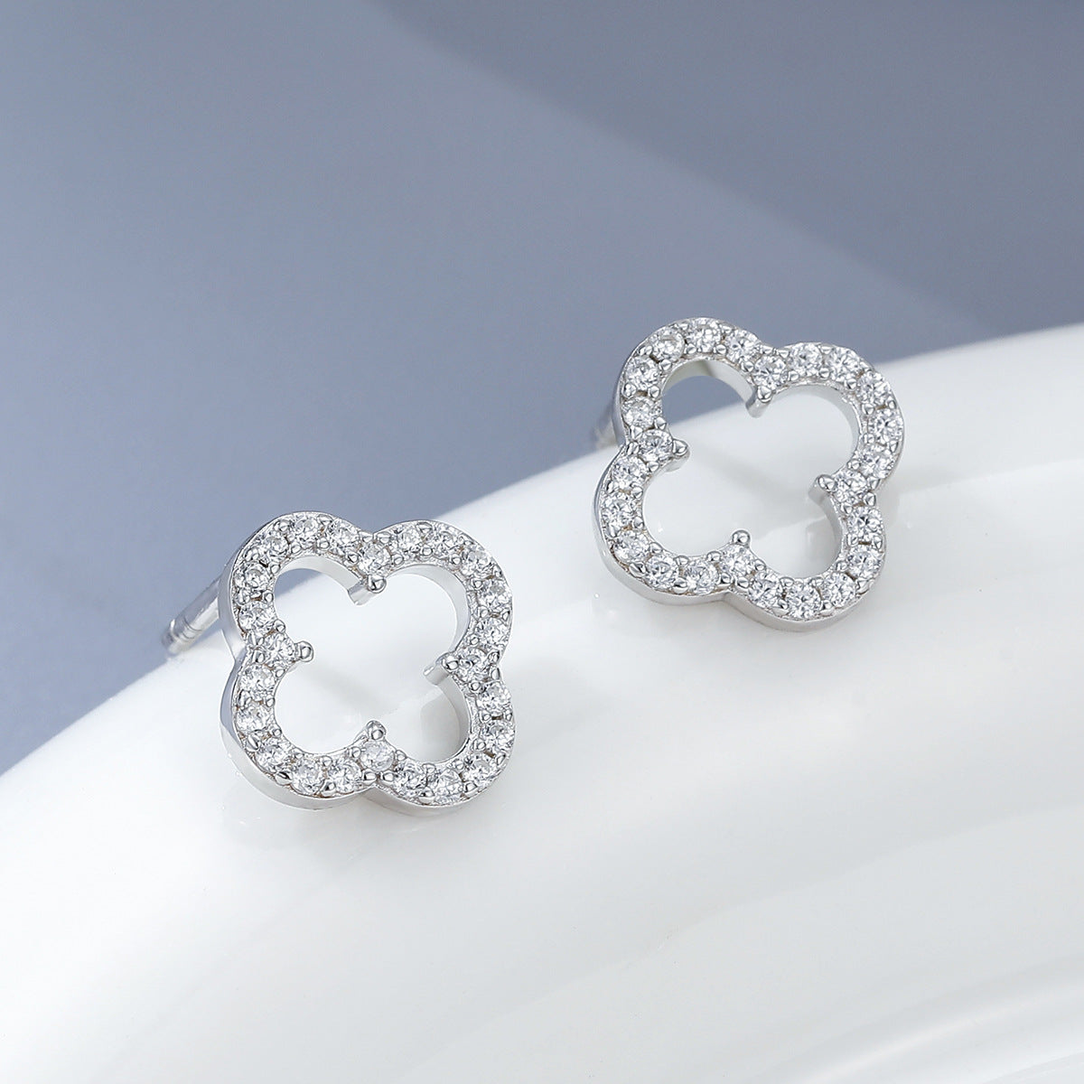 Hollow Clover Jewelry Set - 925 Silver Light Luxury for Women