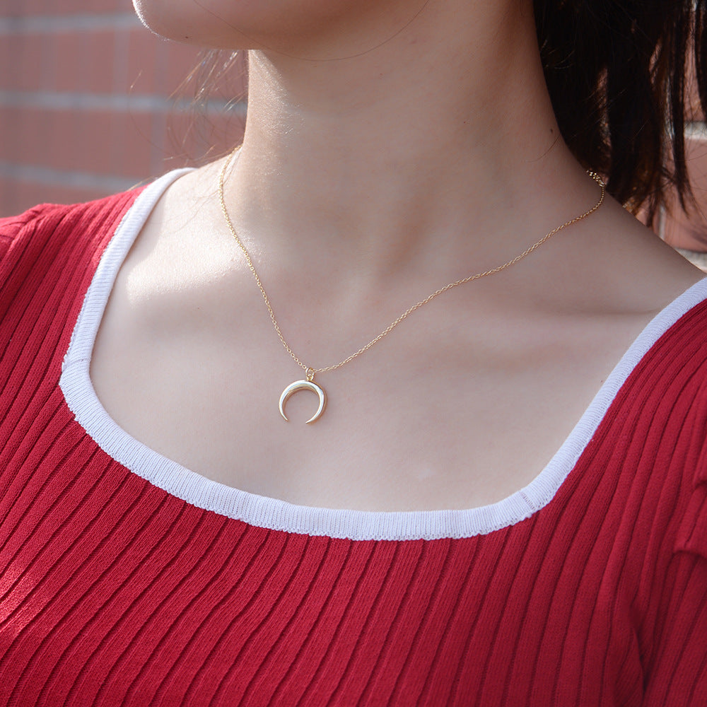 925 Sterling Silver Crescent Moon Necklace, Vintage Horn Pendant