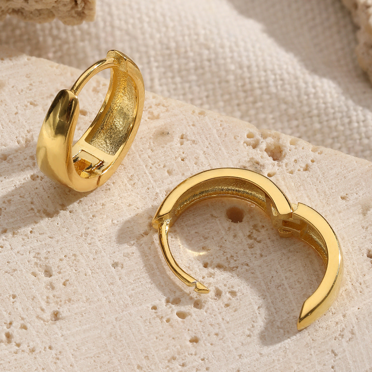 inimalist Hoop Ear Cuffs - 925 Silver Light Luxury Wholesale