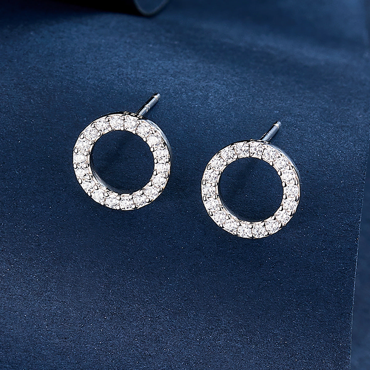Zircon Circle Earrings - S925 Silver Elegant Geometric Studs