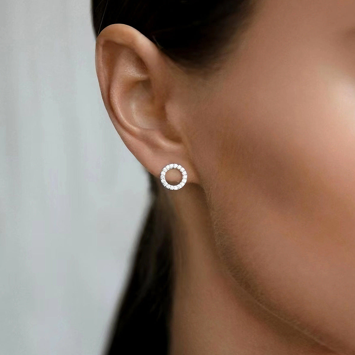 Zircon Circle Earrings - S925 Silver Elegant Geometric Studs