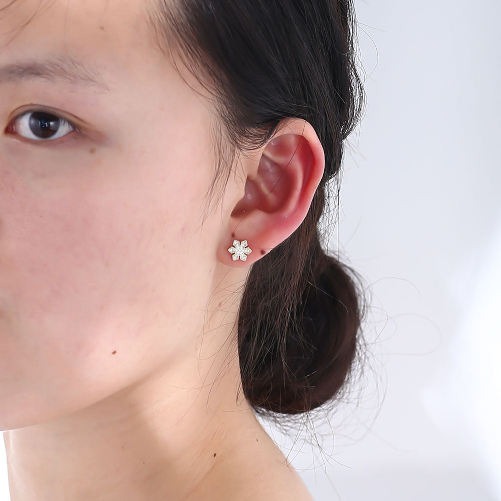 925 Sterling Silver Snowflake Zirconia Stud Earrings, Minimalist Winter Jewelry