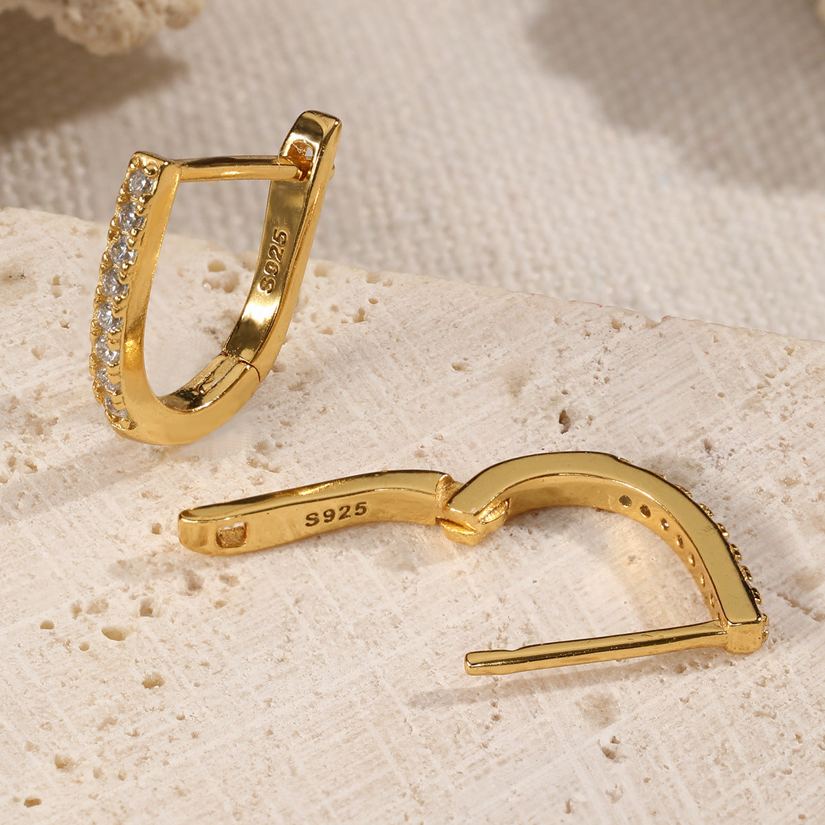 U Shape Diamond Hoop Earrings - S925 Silver Minimalist Geometric