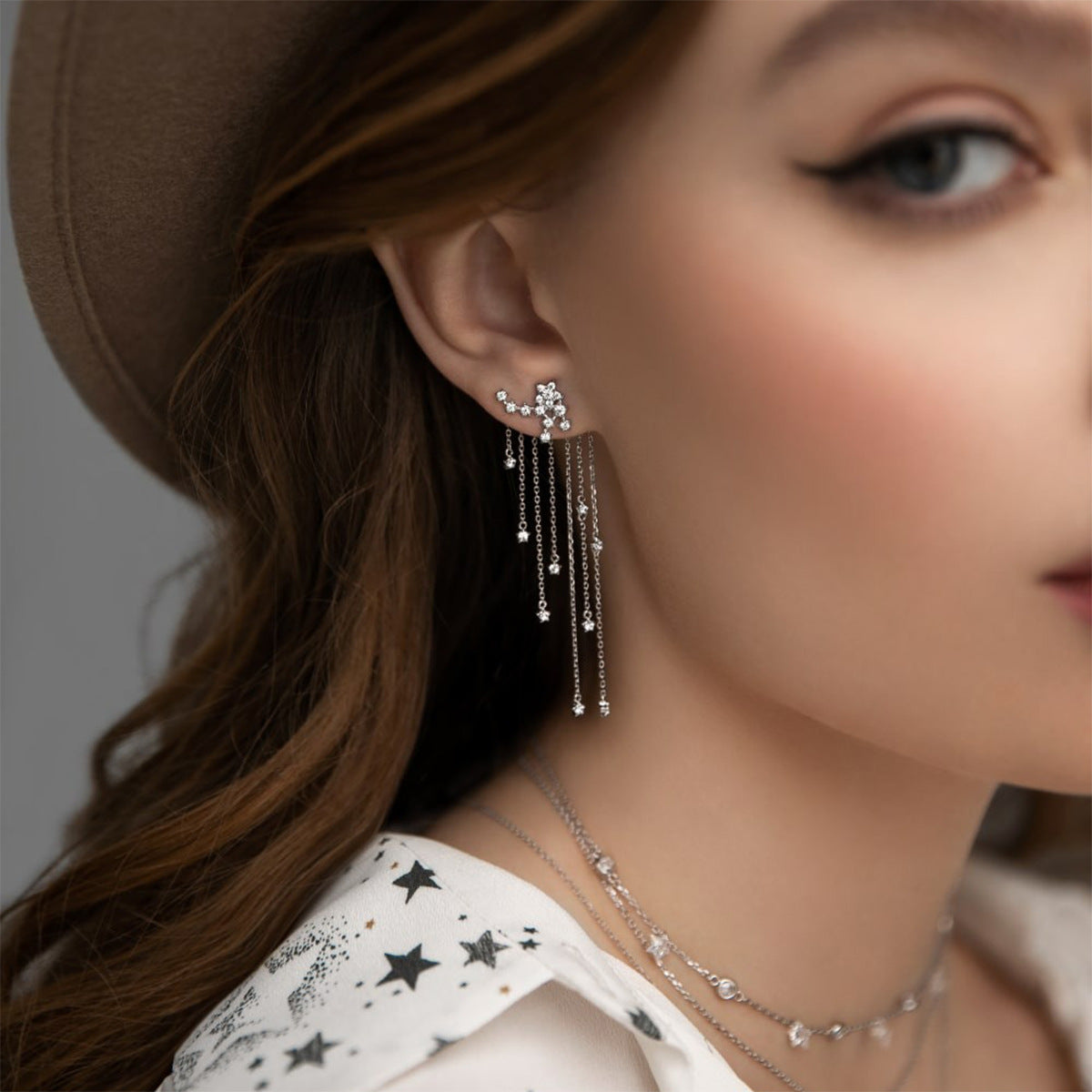 Star Fringe Earrings - 925 Silver Back Hook Light Luxury Studs