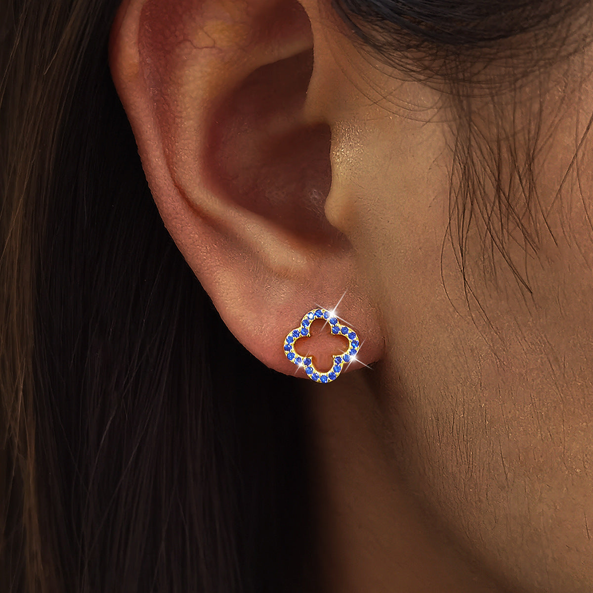 Hollow Clover Earrings - 925 Silver Diamond Niche Studs