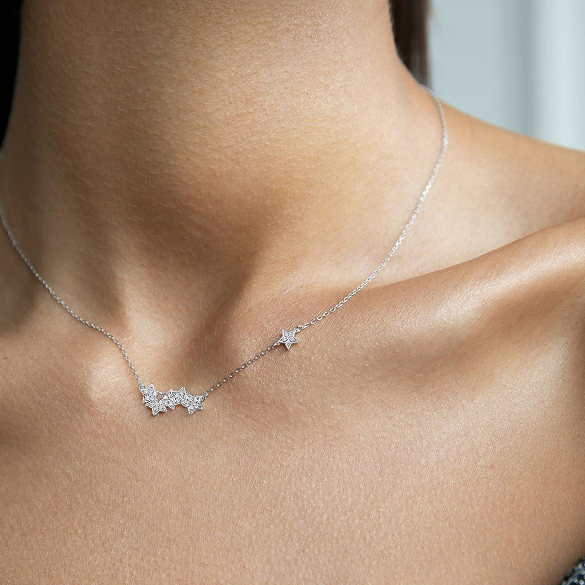 Star Pendant Necklace - 925 Silver Minimalist Light Luxury Choker