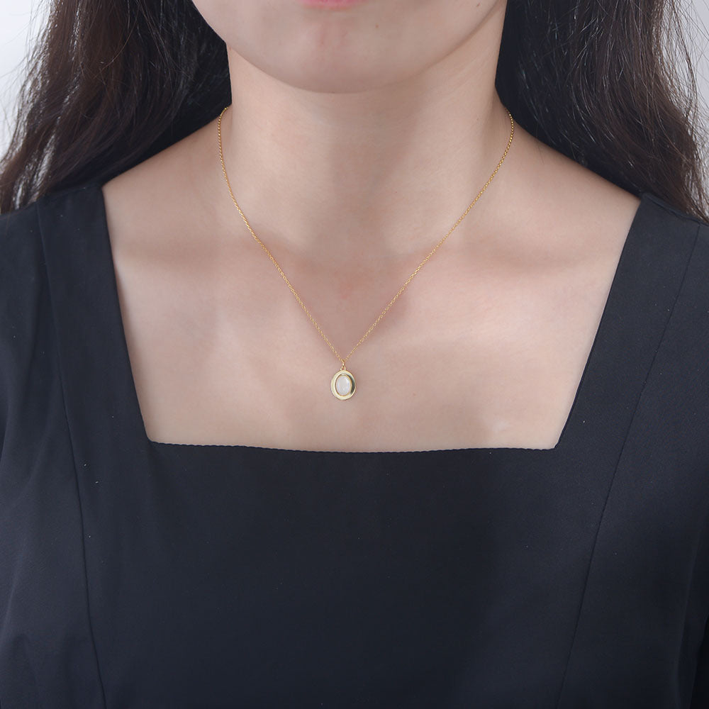 925 Sterling Silver Natural White Mother of Pearl Oval Necklace, Vintage Jewelry